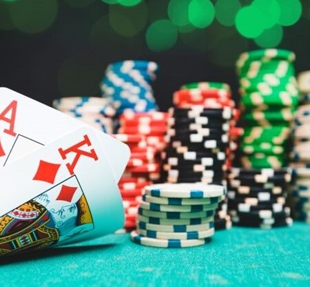 Hiểu về Thùng trong Poker – Hướng Dẫn Toàn Diện